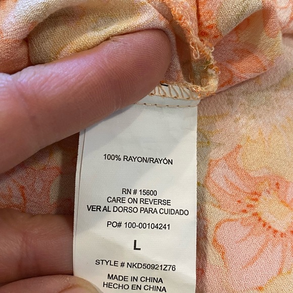 Rewind Button Front Flutter Sleeve Skater Dress
orange yellow florals Fairy core - Picture 9 of 9